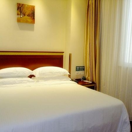 Greentree Inn Jiangsu Wuxi Yangjian Xihu Road Express Hotel Eksteriør billede