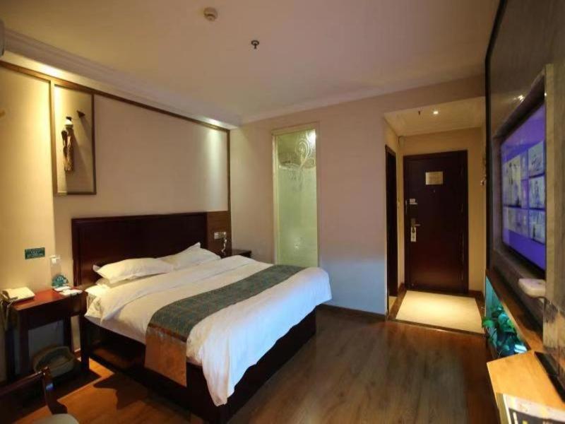 Greentree Inn Jiangsu Wuxi Yangjian Xihu Road Express Hotel Eksteriør billede