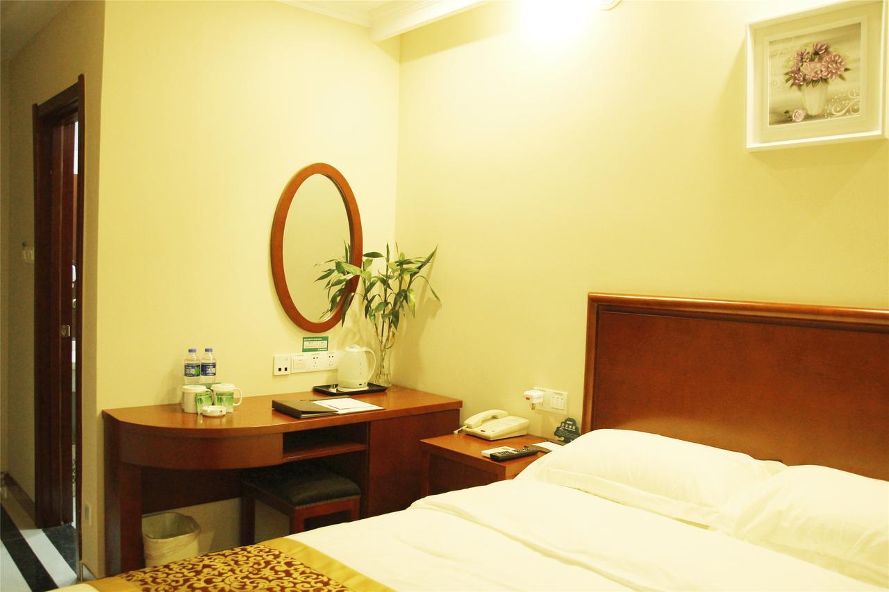 Greentree Inn Jiangsu Wuxi Yangjian Xihu Road Express Hotel Eksteriør billede